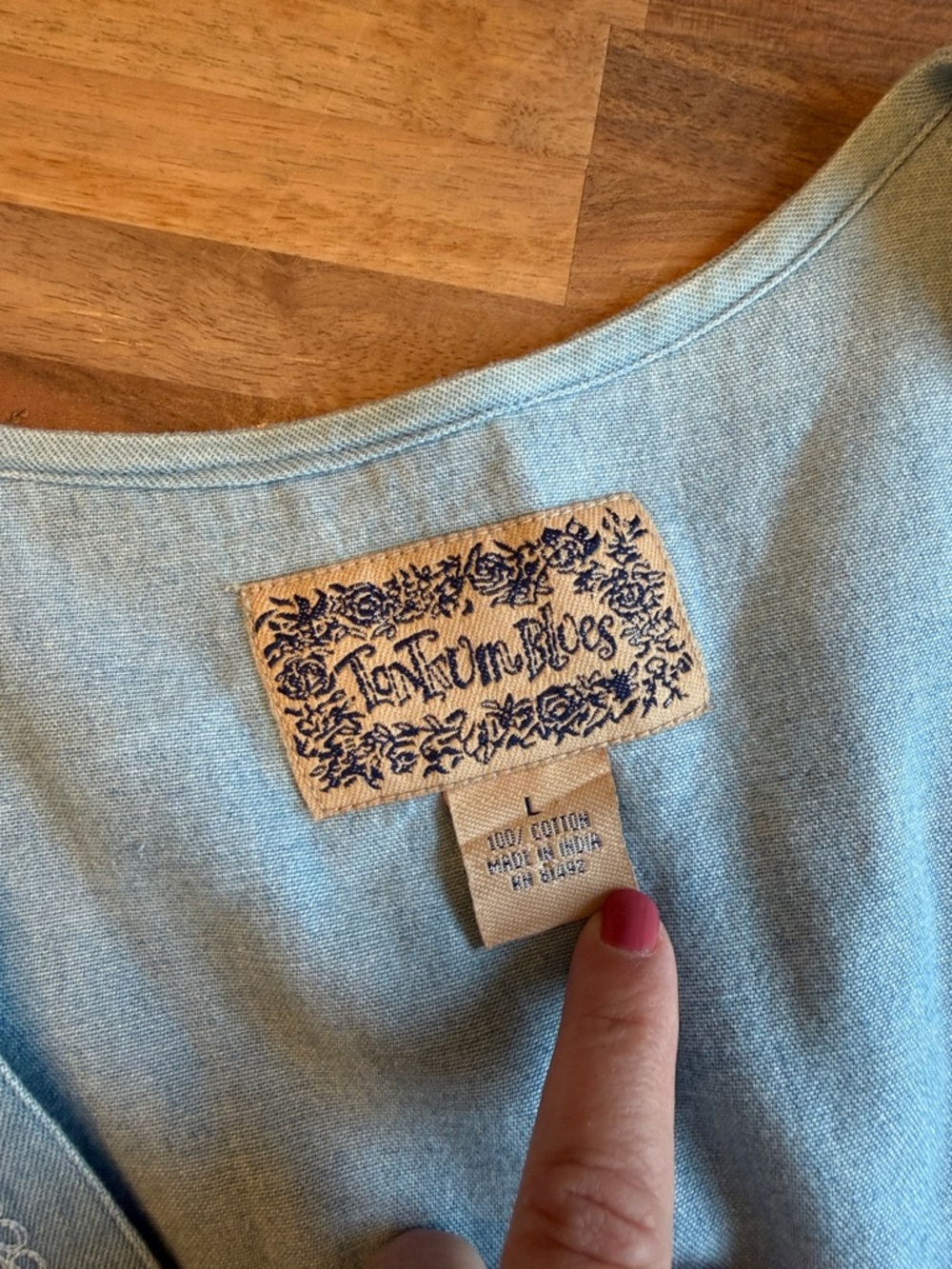 Tantrum Blues 100% cotton Light Blue Embroidered Denim Vest - Picture 2 of 4